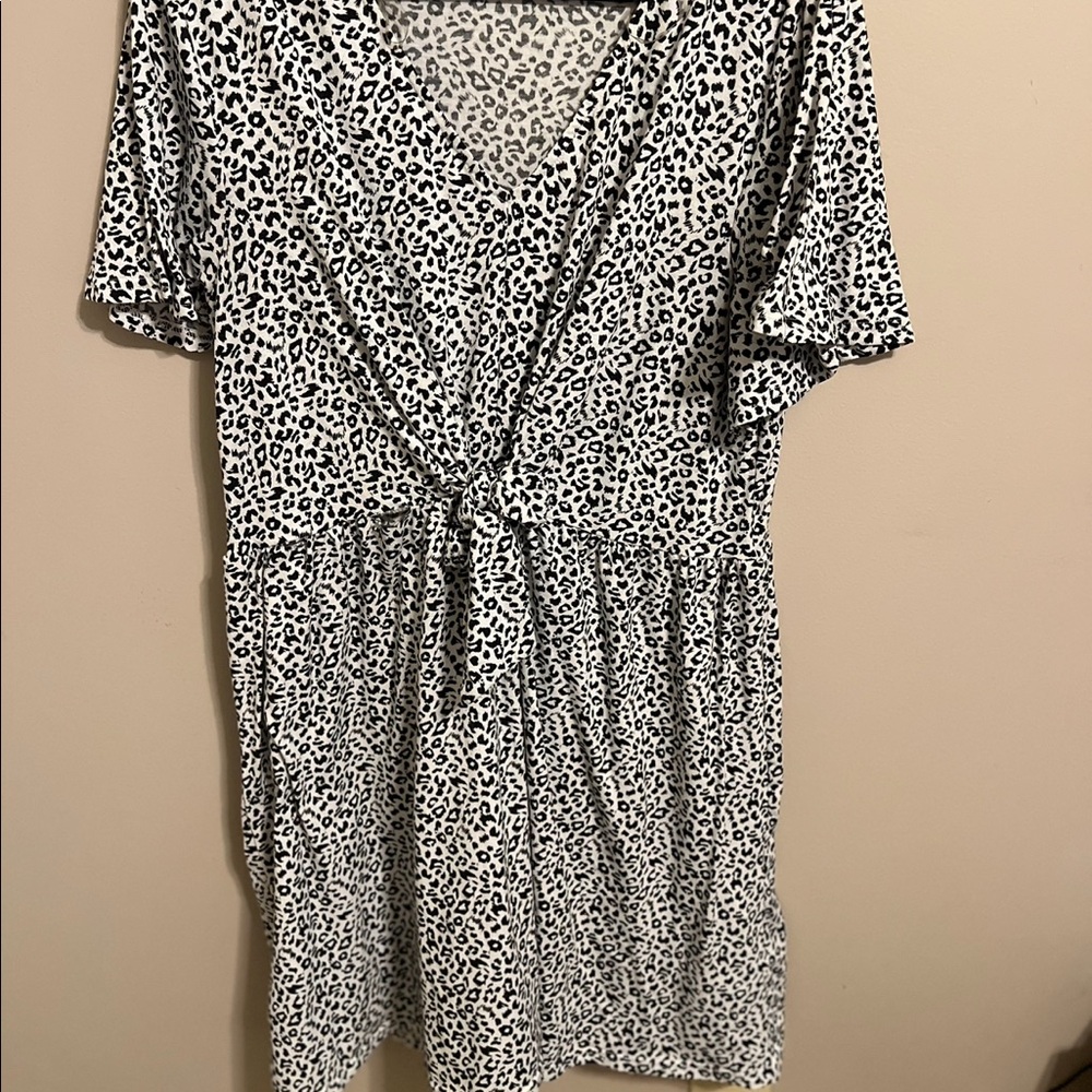 BOUTIQUE ANDREE BY UNITS LEOPARD TIE FRONT DRESS
